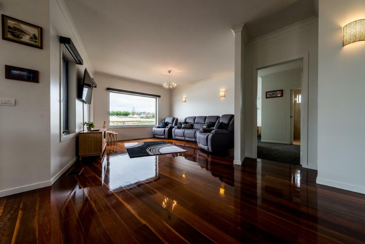 Leven River Retreat Ulverstone Esterno foto